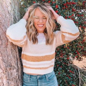 Cropped Balloon Sleeve Sweater